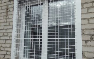 решетка антикошка для частного дома